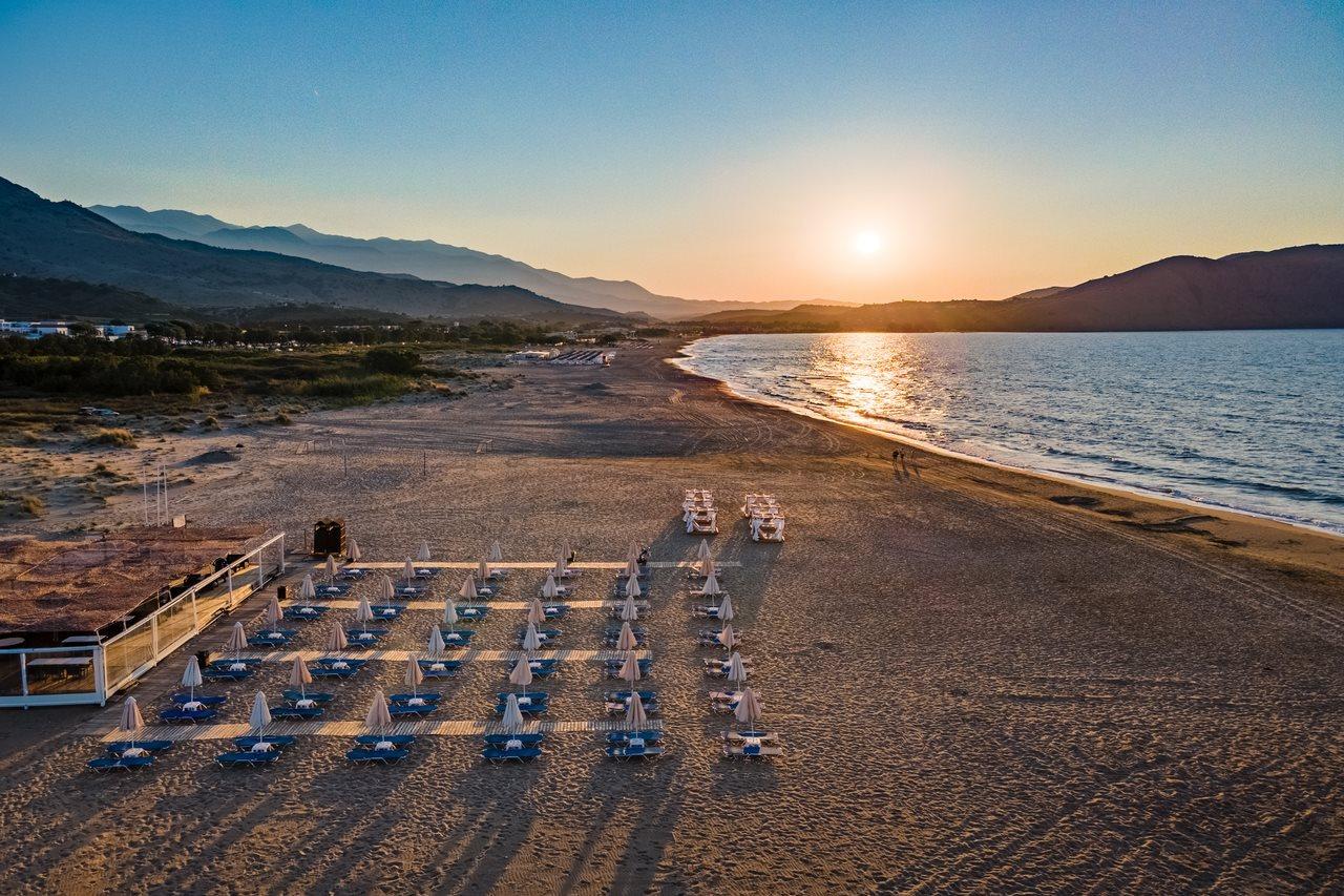 Georgioupolis Suites Asprouliánoi エクステリア 写真