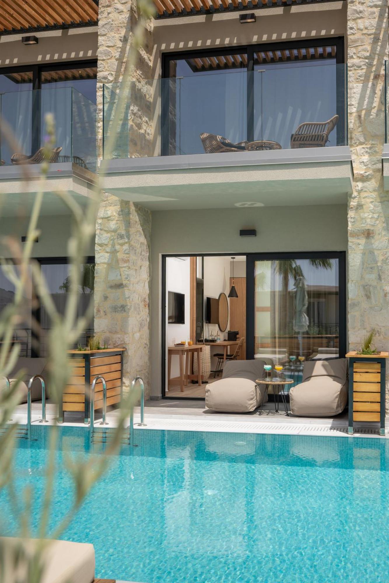 Georgioupolis Suites Asprouliánoi エクステリア 写真