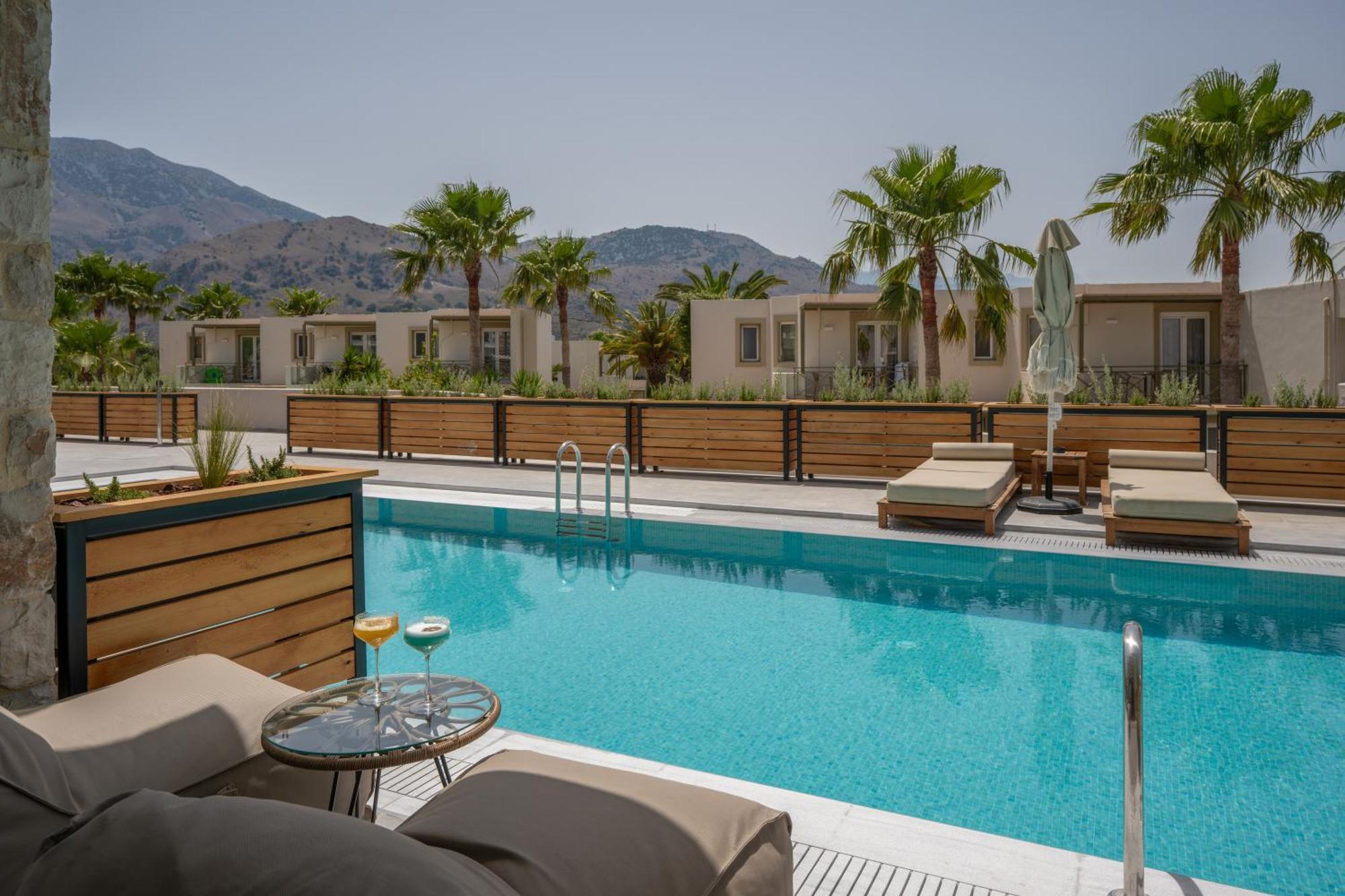 Georgioupolis Suites Asprouliánoi エクステリア 写真